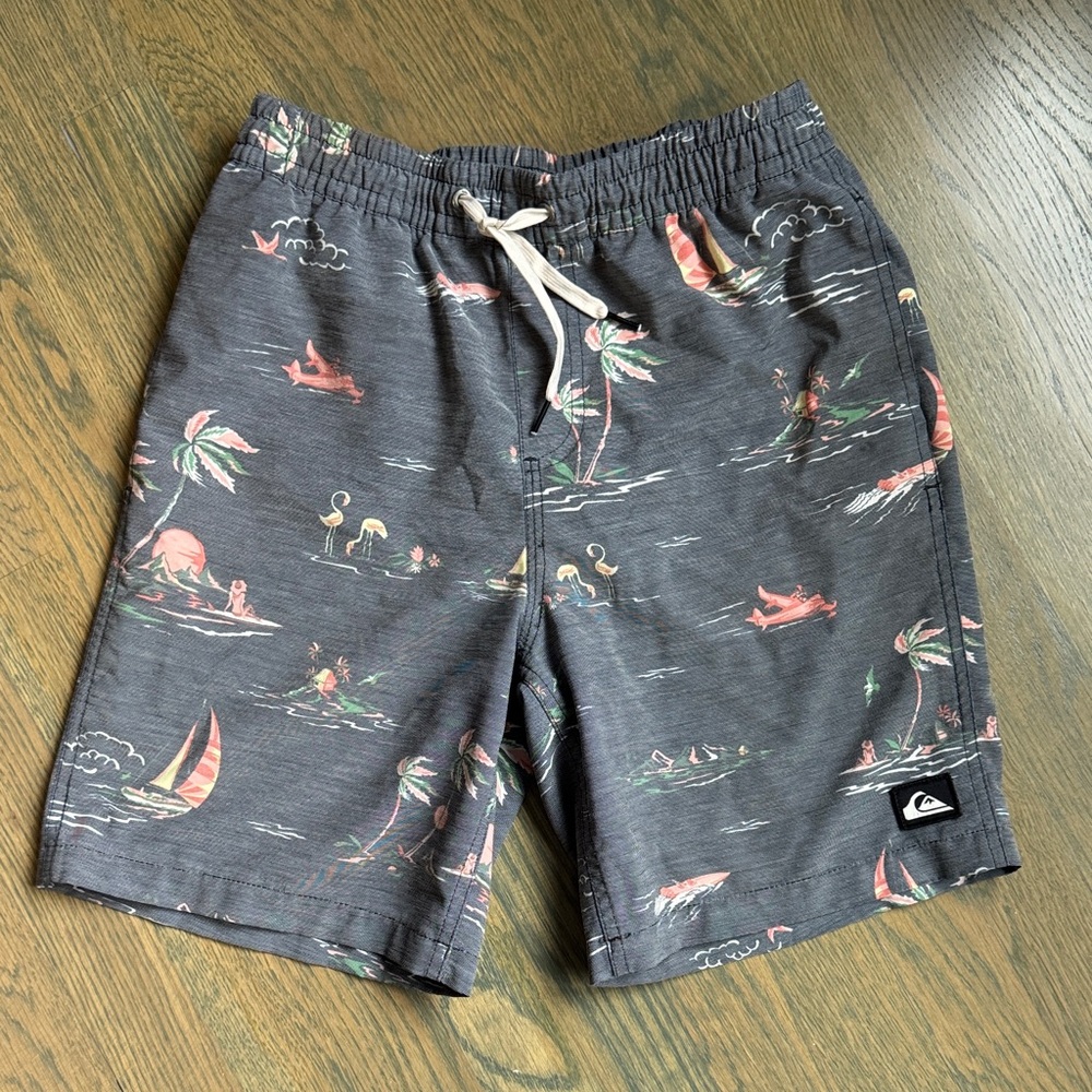Quiksilver Charcoal Surf Pattern Shorts